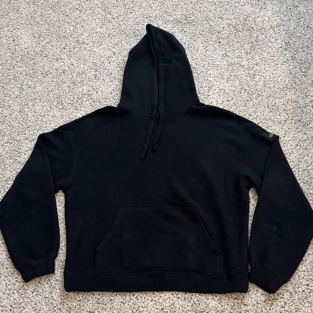 Alo triumph restore hoodie, size medium, black.